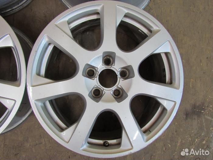 Диски Audi R17 Литые 5x112 J7 S3