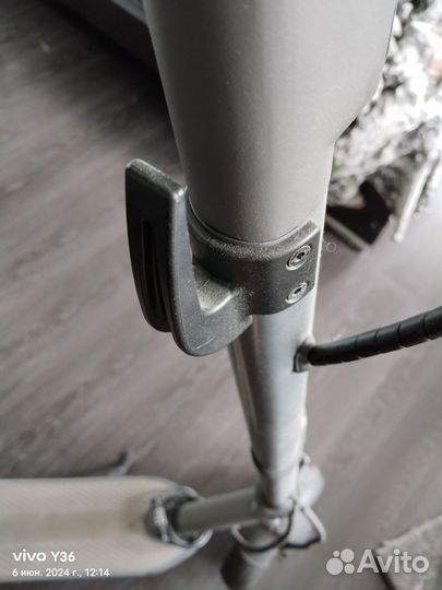 Электросамокат hiper triumph m100