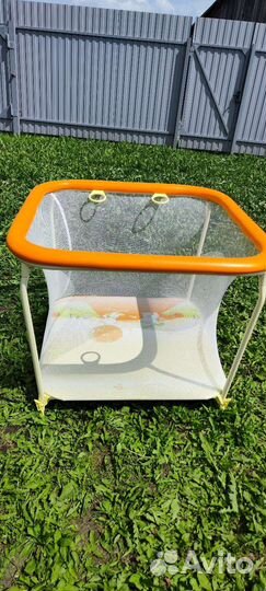 Манеж детский складной