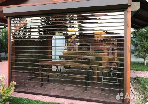 Прозрачные рольставни на окна, беседки, террасы