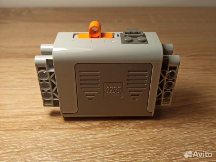 Батарейный блок lego 8881 Power Functions