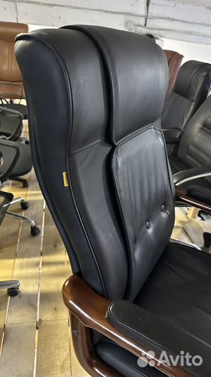 Кресло руководителя chairman 653