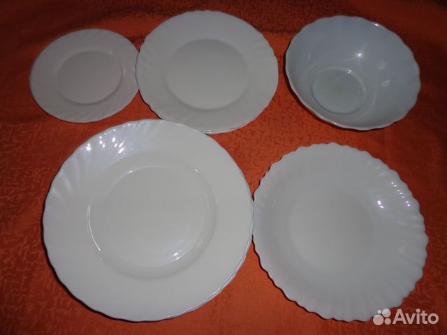 Тарелки luminarc белые разные не новые