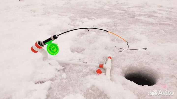 Удочка для зимней рыбалки самоподсекающая