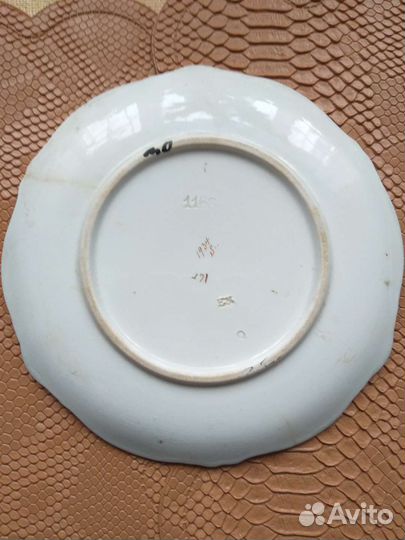 Фарфоровая посуда в коллекцию