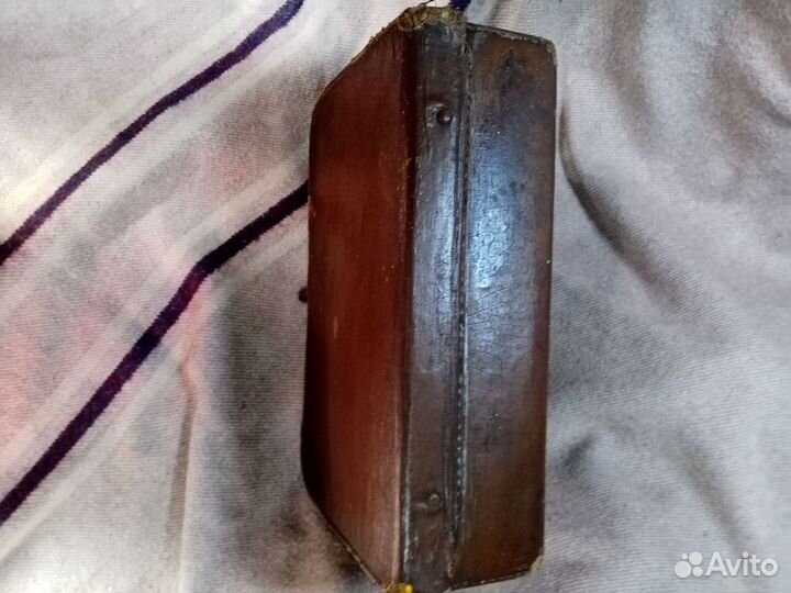 Чемодан старинный балетка