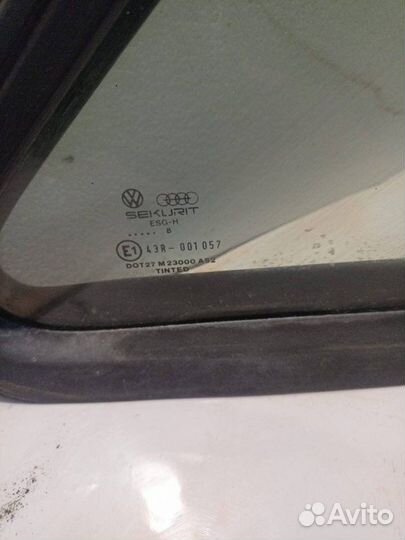 Стекло кузовное заднее правое Volkswagen Passat B3