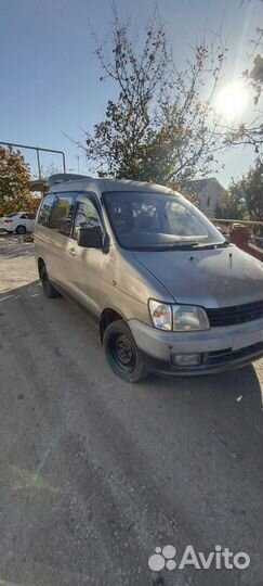 Toyota Town Ace Noah 2.2 AT, 1997, 450 000 км