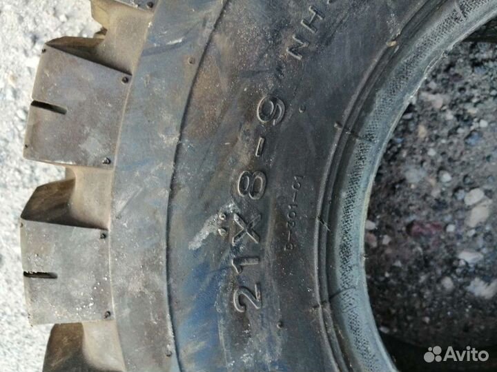 Deestone Thunderer 21/8 R9
