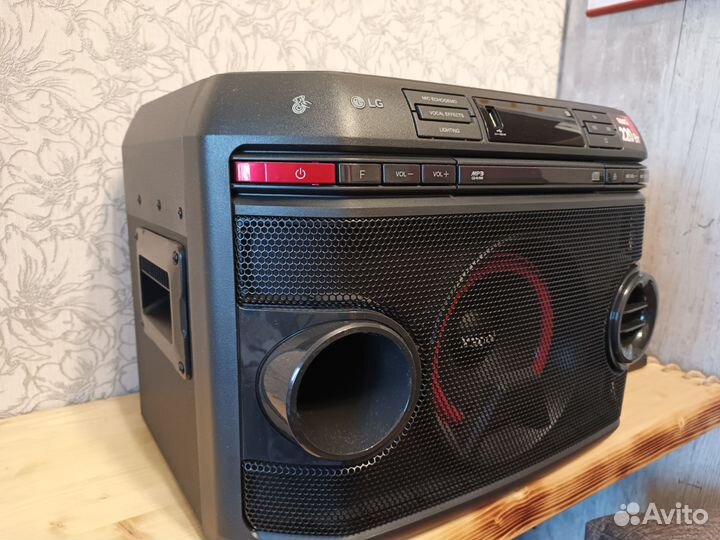 Музыкальный центр lg xboom