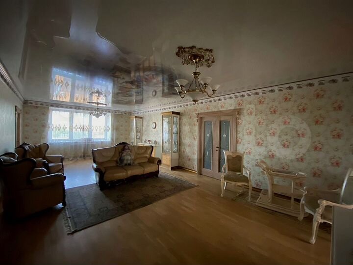 3-к. квартира, 125 м², 7/9 эт.