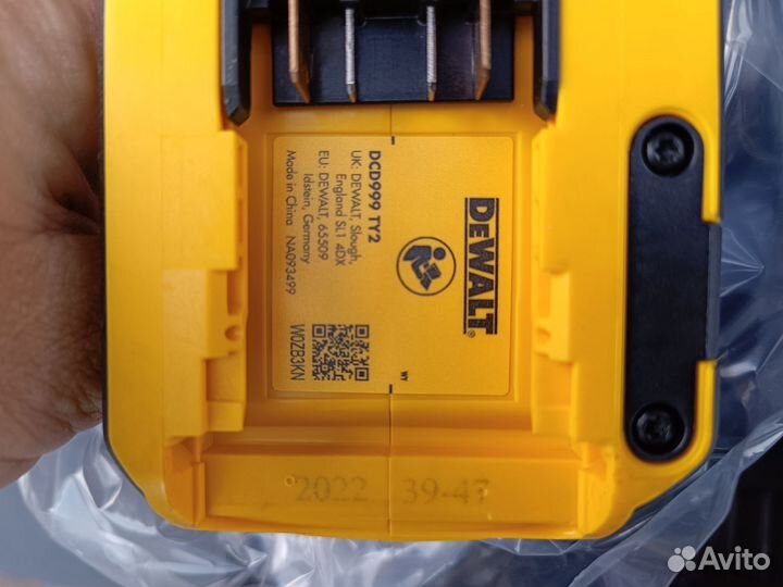 Шуруповёрт Dewalt dcd 999