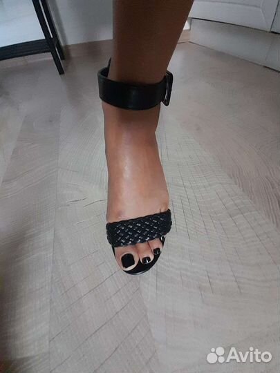 Сандалии женские 36 размер
