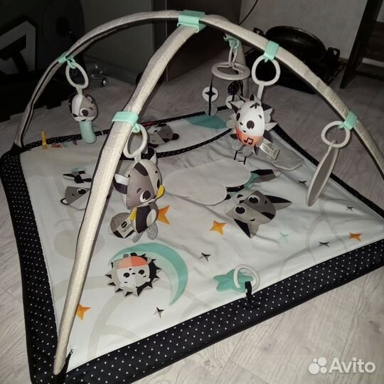 Развивающий коврик