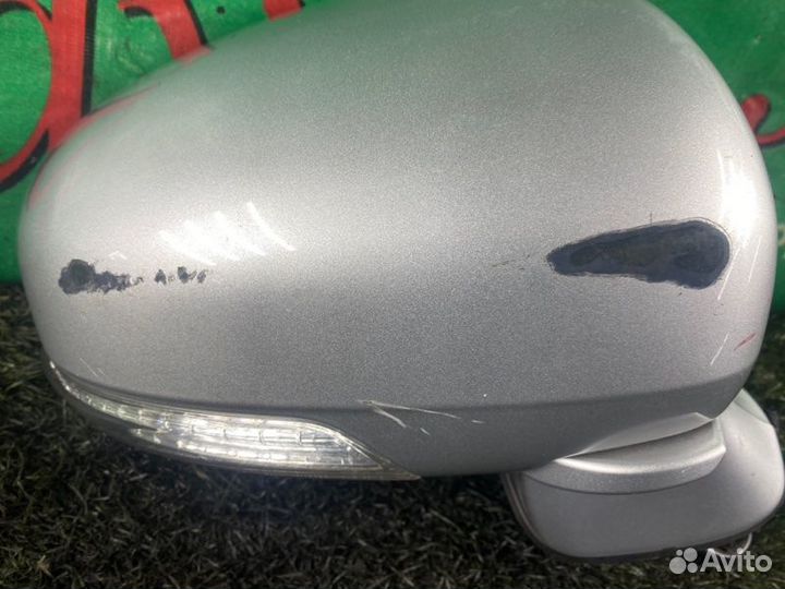 Зеркало переднее правое Toyota Avensis ZRT272