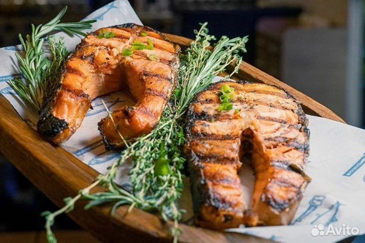 Официант для иногородних с бесплатным жильем