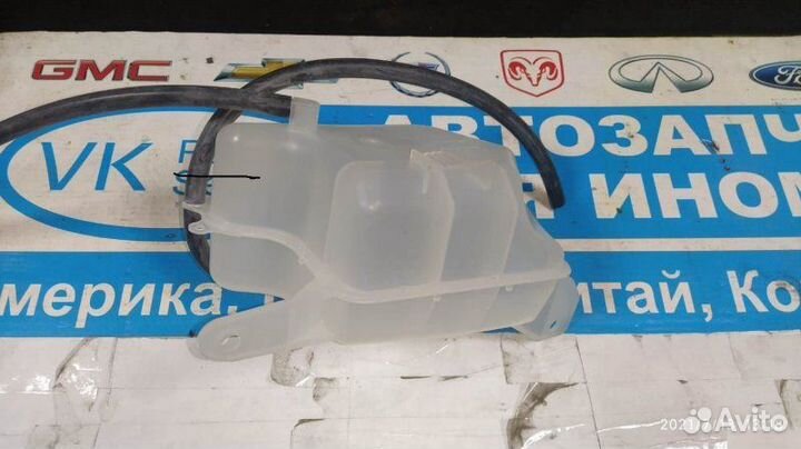 Бачок расширительный 2,4 Jeep Liberty KJ 02-07