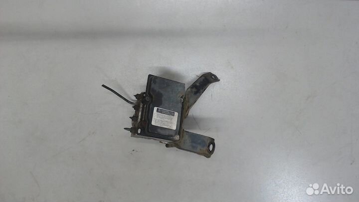 Блок абс, насос Toyota Avensis 2, 2004