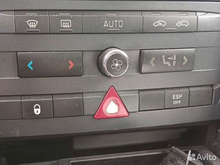 Блок управления отопителя peugeot 407