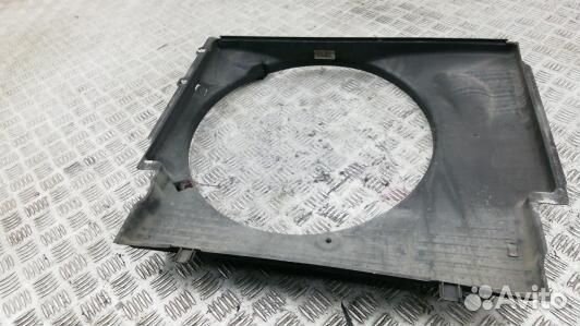 Диффузор вентилятора BMW 7 E65 (83Z18KG02)