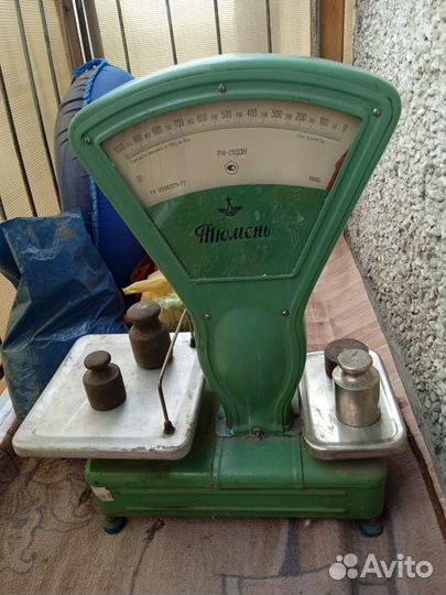 Продаються весы с гирьками