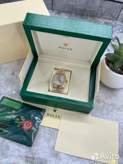 Женские часы Rolex