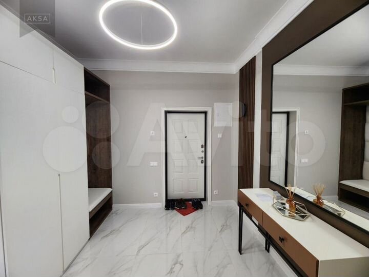 3-к. квартира, 107 м², 12/12 эт.