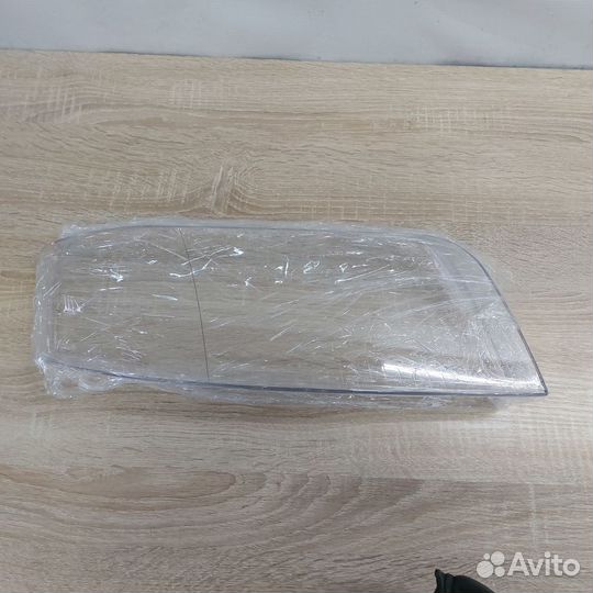 Стекла фар Audi A6 C5 1997-2001
