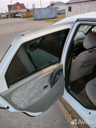 LADA Kalina 1.4 МТ, 2010, 177 360 км