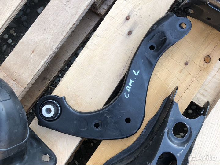 Задние рычаги camry70