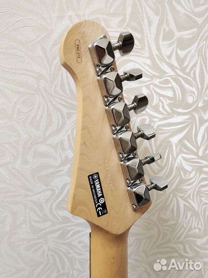 Электрогитара Yamaha pacifica 012