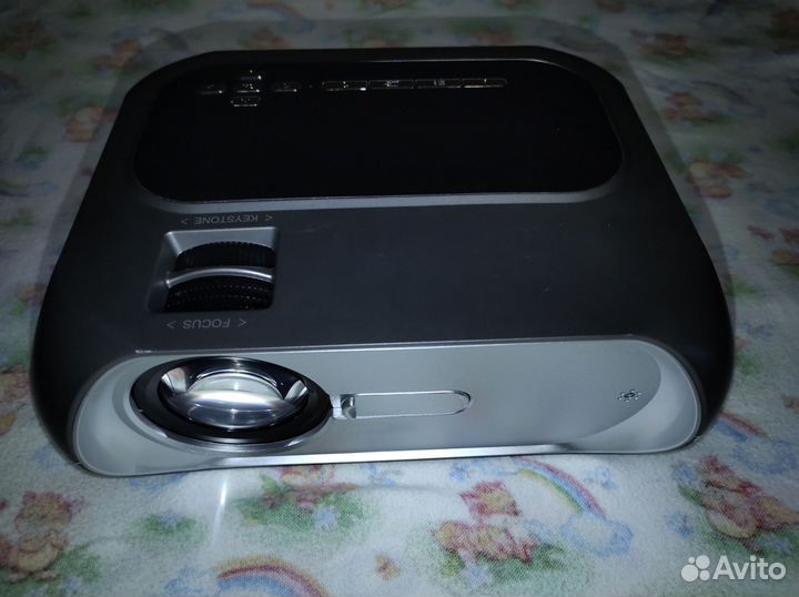 Проектор Wi-fi unic t7