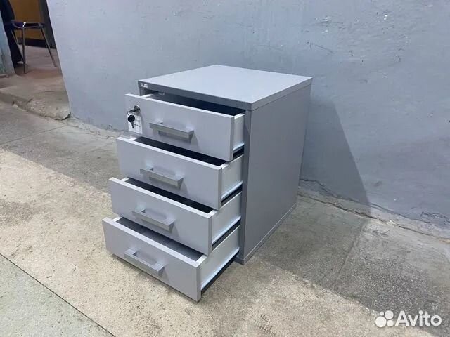 Тумба подкатная 4 ящика