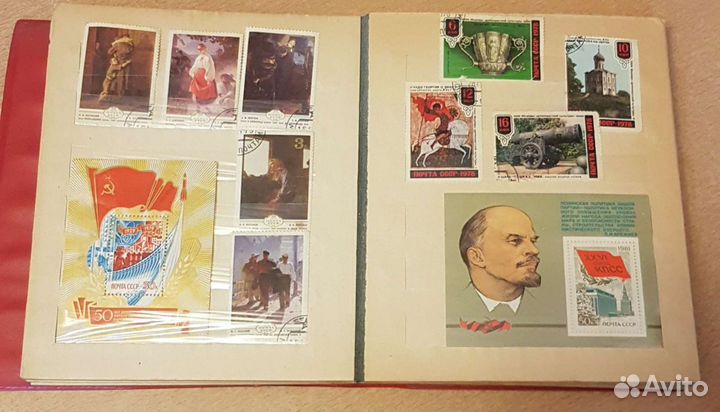 Альбомы с марками (2 альбома )