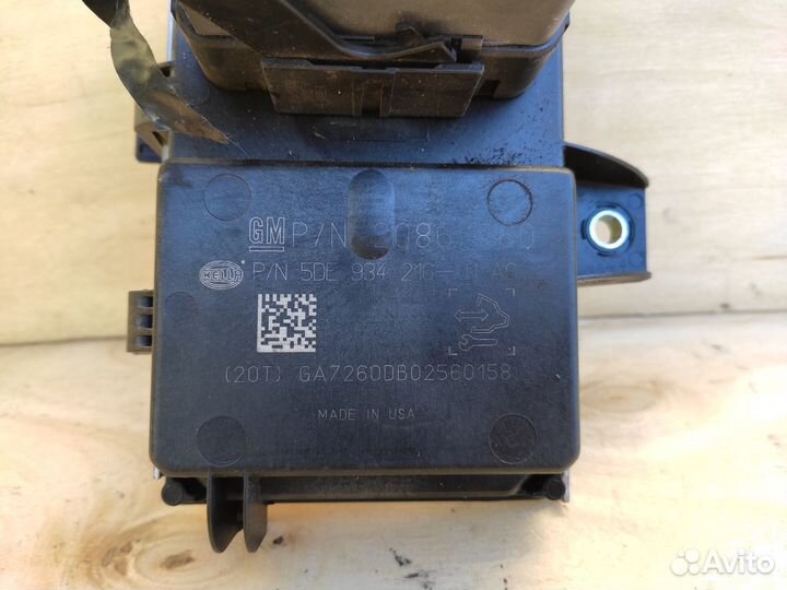 Блок расхода топливного насоса Opel Astra J