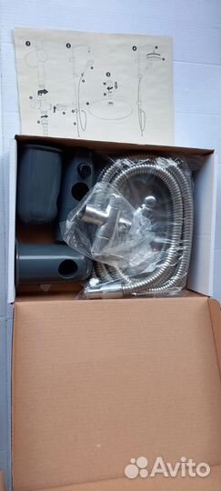 Душевая система с тропическим душем