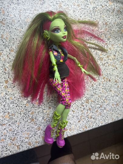 Кукла монстер хай