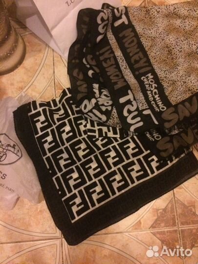 Брендовые шарфы, палантины, шапки