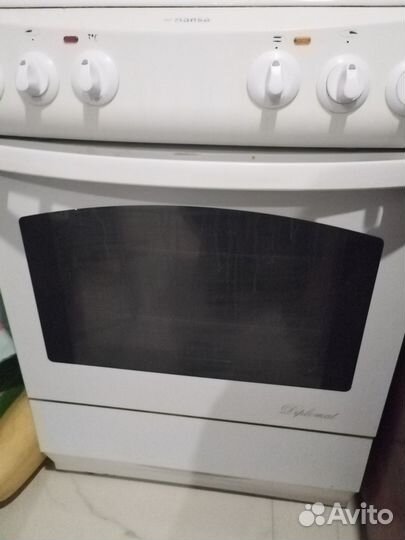 Газовая плита с электрической духовкой