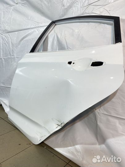 Задняя левая дверь hyundai solaris 1