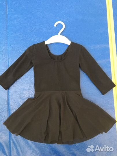 Гимнастический купальник с юбкой на 3 года