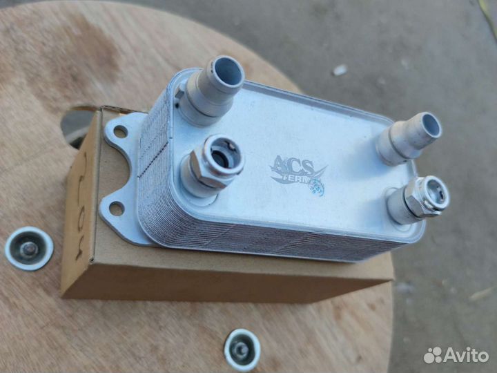 Масляный радиатор АКПП Мерседес 204 212