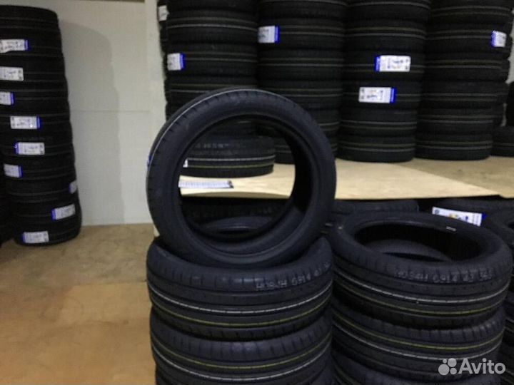 Windforce Catchfors UHP 215/45 R17 91W