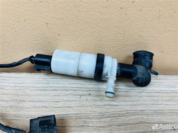 Насос омывателя фар Genesis G80 2016-2020