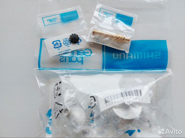 Главная Пара Shimano 15 Twin Power 4000PG