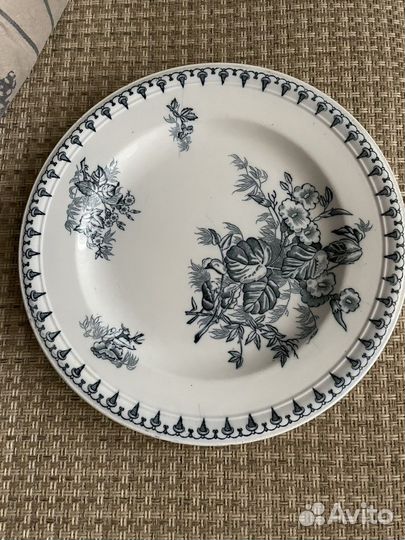 Тарелка Кузнецов