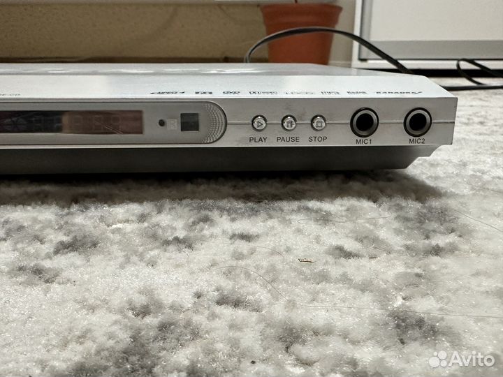 DVD плеер Elenberg