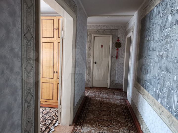 3-к. квартира, 70 м², 1/10 эт.