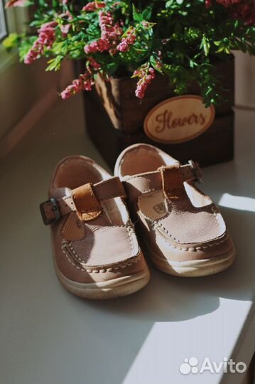 Сандалии для девочки Clarks 21