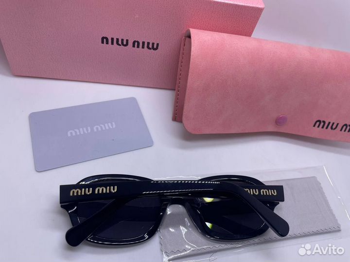 Очки Miu Miu